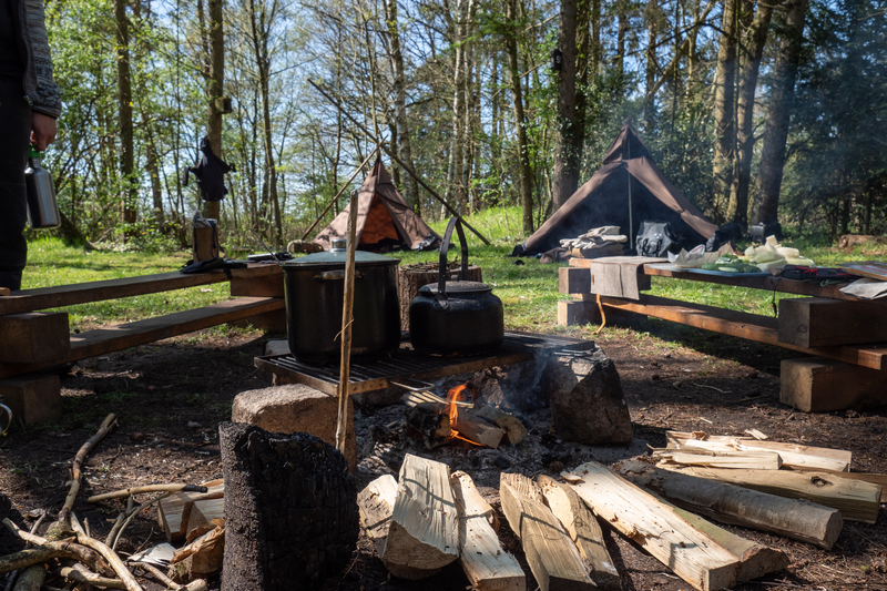 Leben ums Lagerfeuer